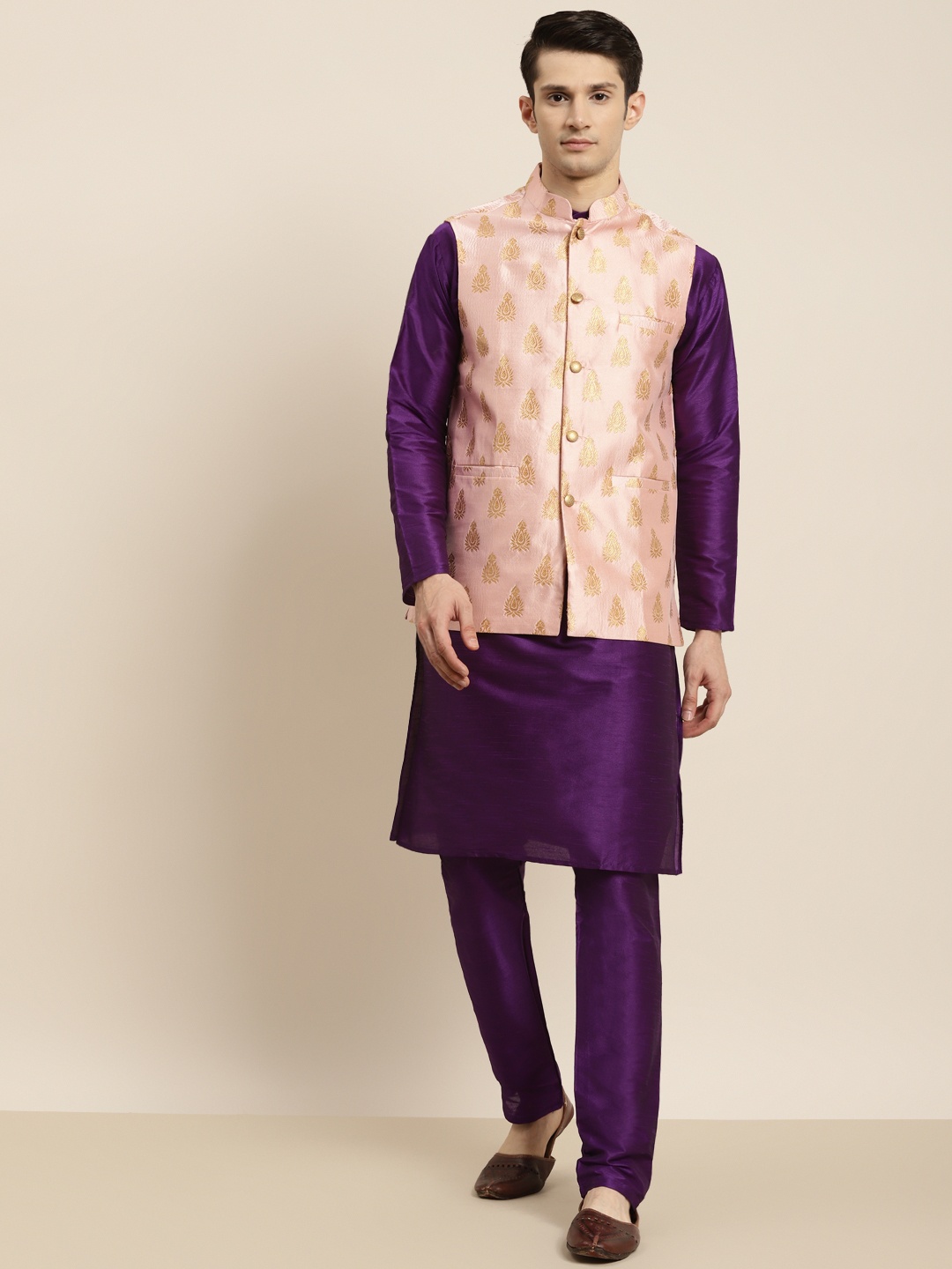 

SOJANYA Men Purple Kurta with Churidar & Nehru Jacket