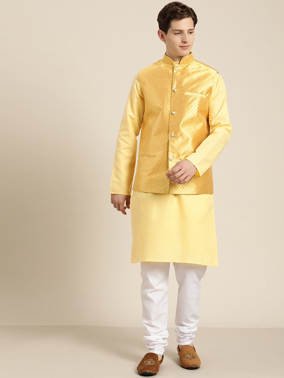 

SOJANYA Men Yellow Solid Pure Cotton Straight Kurta Churidar & Woven Design Nehru Jacket