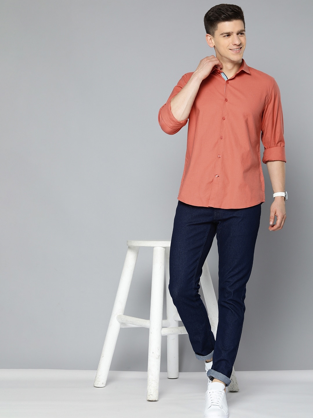 

Mast & Harbour Men Coral Orange Solid Pure Cotton Casual Shirt