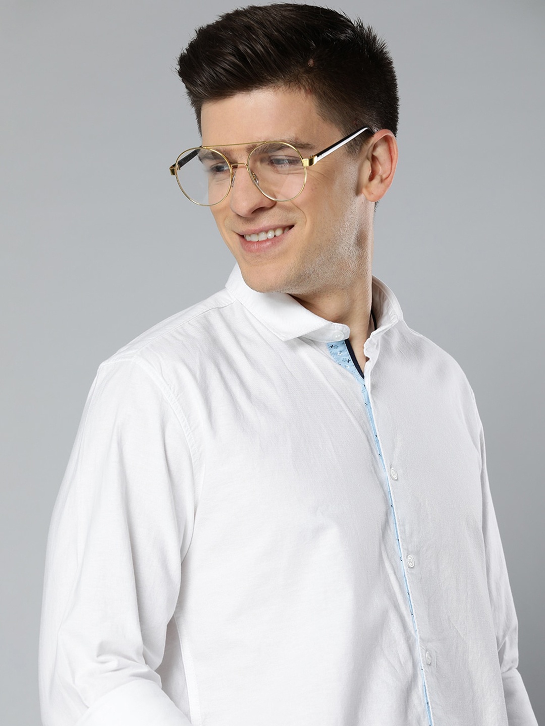 

Mast & Harbour Men White Solid Pure Cotton Casual Shirt