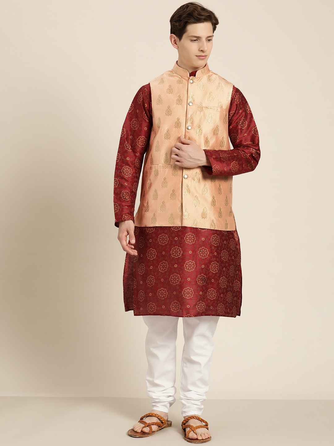 

SOJANYA Men Maroon & Gold Floral Straight Kurta Churidar Woven Design Nehru Jacket