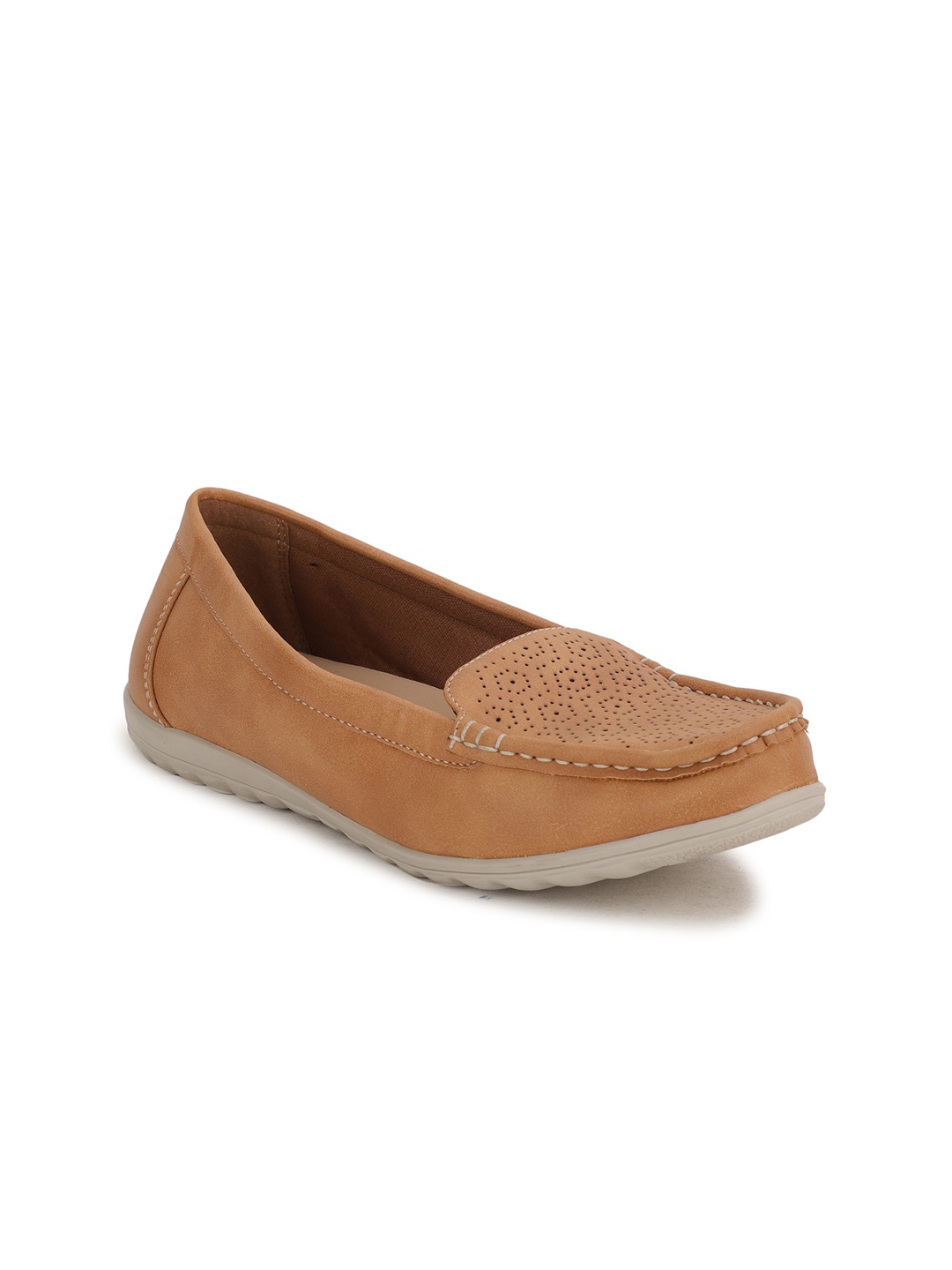 

Bata comfit Women Tan Casual Loafers