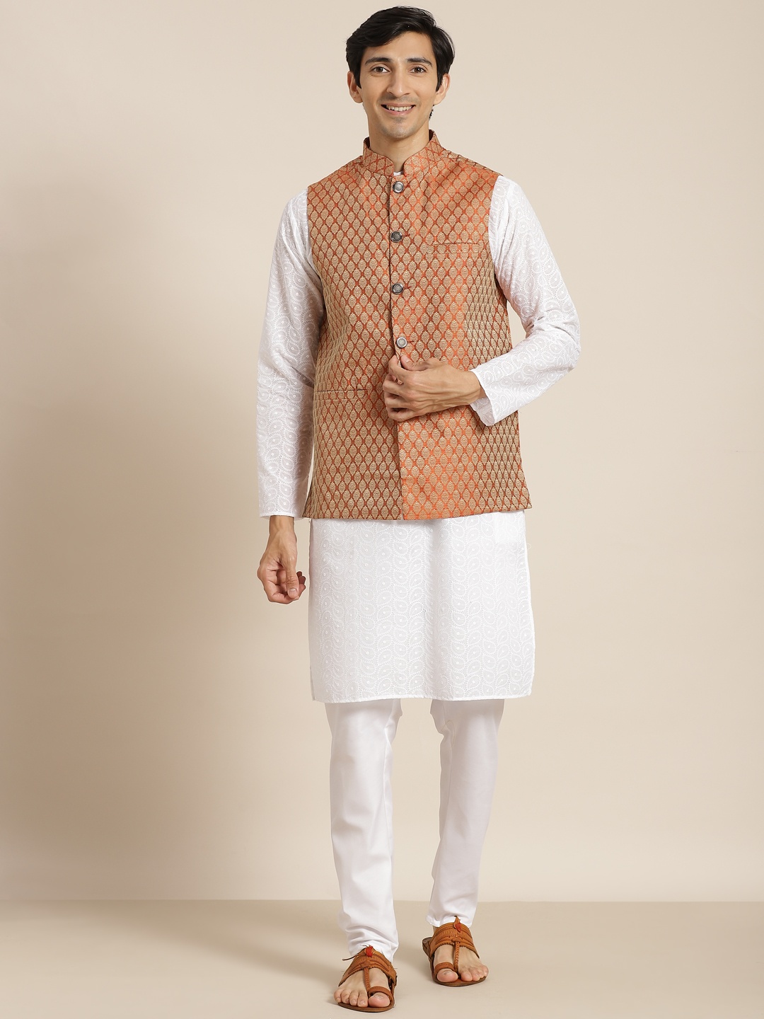 

SOJANYA Men White Chikankari Pure Cotton Kurta with Churidar & Nehru Jacket
