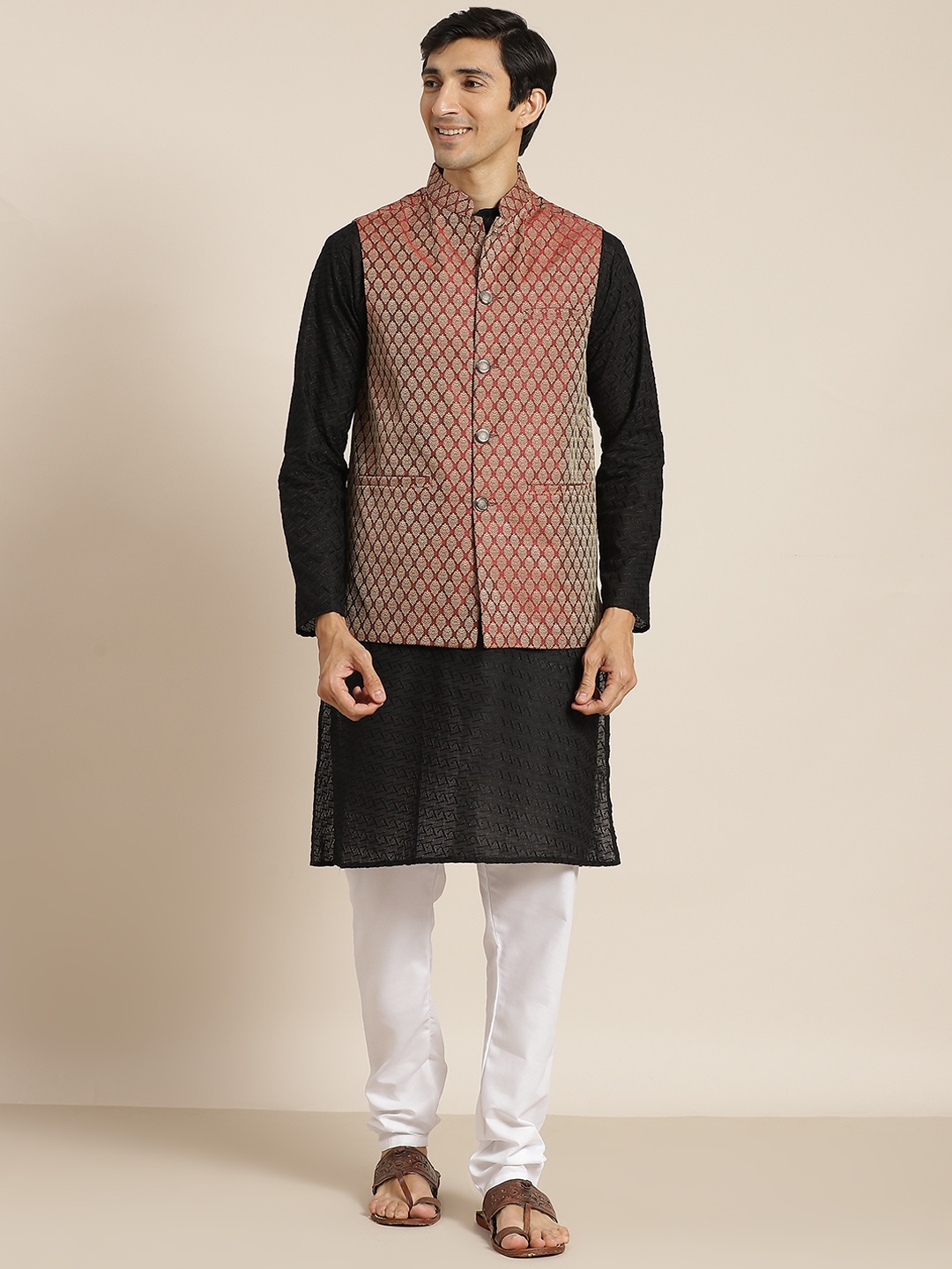 

SOJANYA Men Black Chikankari Pure Cotton Kurta with Churidar & Nehru Jacket