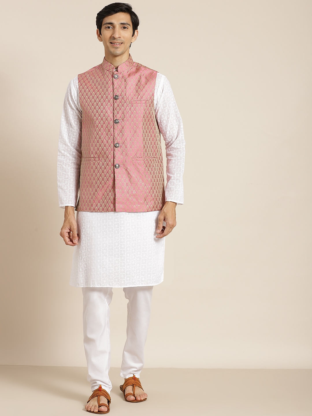 

SOJANYA Men White Chikankari Pure Cotton Kurta with Churidar & Nehru Jacket