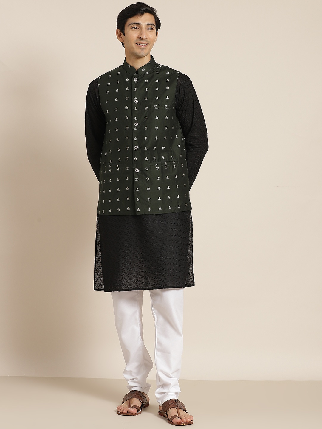 

SOJANYA Men Black Chikankari Pure Cotton Kurta with Churidar & Nehru Jacket