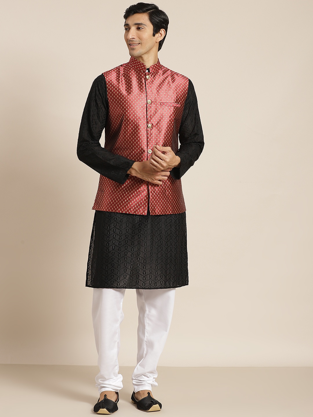 

SOJANYA Men Black Chikankari Pure Cotton Kurta with Churidar & Nehru Jacket