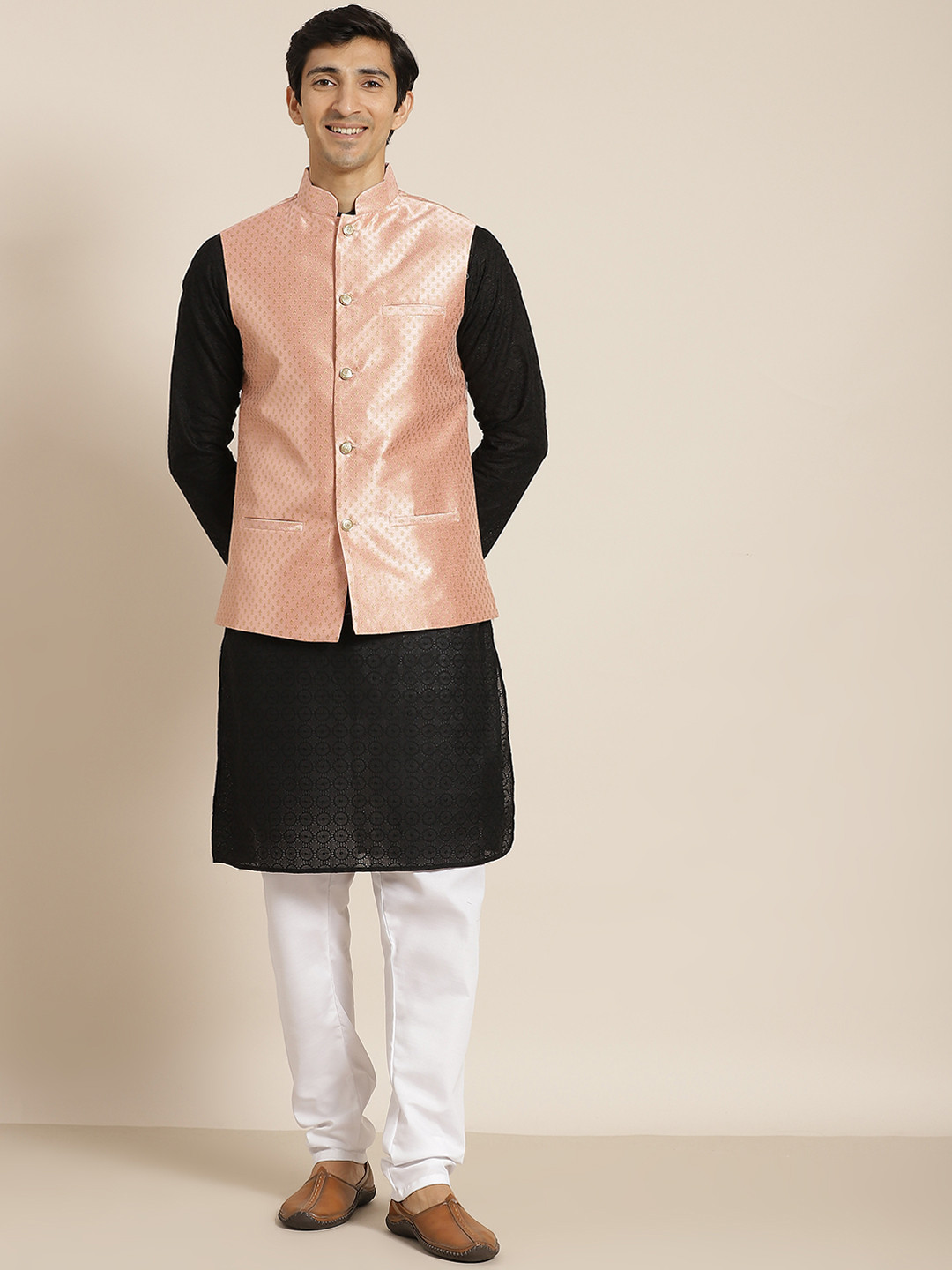 

SOJANYA Men Black Ethnic Motifs Chikankari Pure Cotton Kurta with Churidar & Nehru Jacket