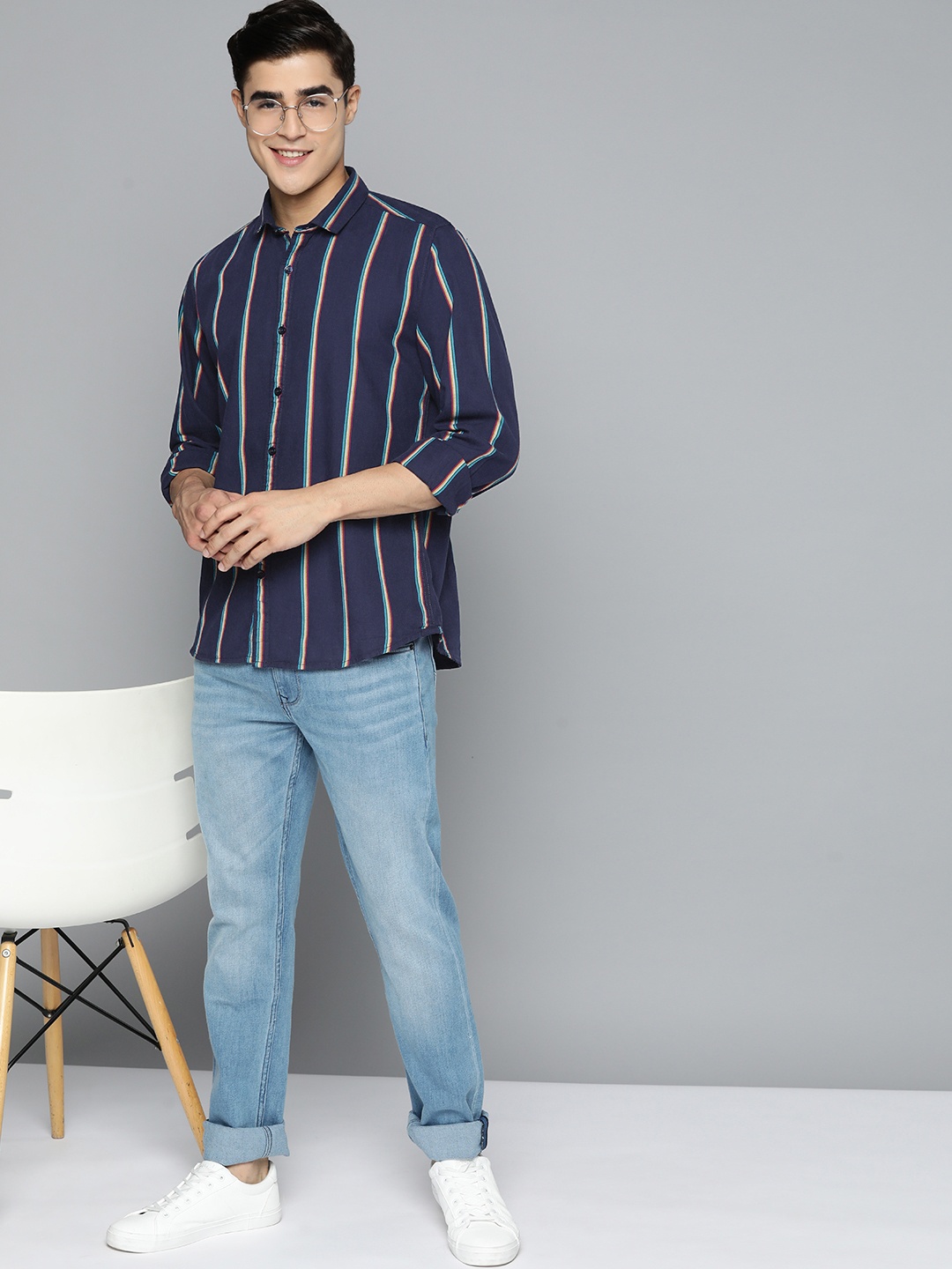 

Mast & Harbour Men Navy Blue Pure Cotton Striped Casual Shirt