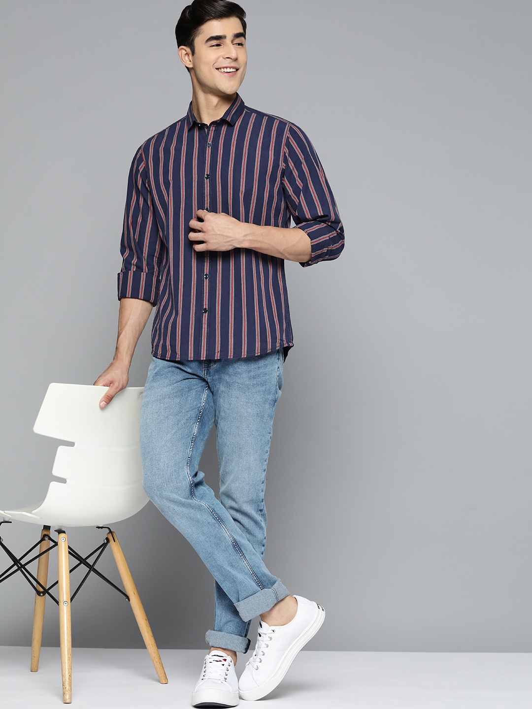 

Mast & Harbour Men Navy Blue Pure Cotton Striped Casual Shirt