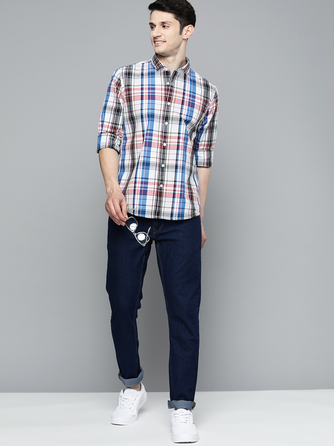 

Mast & Harbour Men Checked Pure Cotton Casual Shirt, White