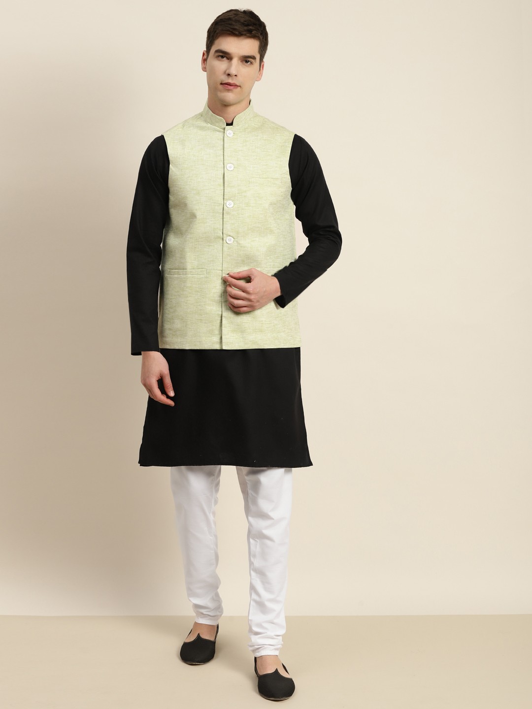 

SOJANYA Men Black & Green Kurta with Churidar & Nehru Jacket