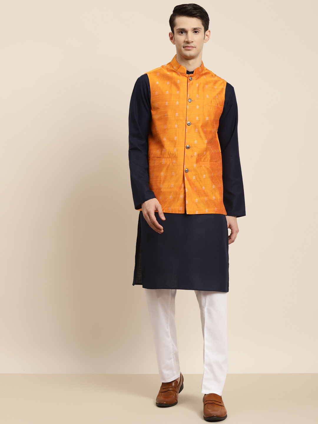 

SOJANYA Men Navy Blue & Orange Kurta with Churidar & Nehru Jacket