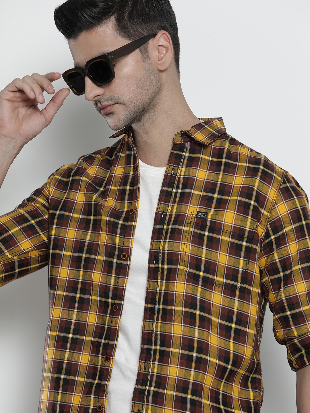 

The Indian Garage Co Men Black & Mustard Yellow Comfort Fit Checked Casual Shirt