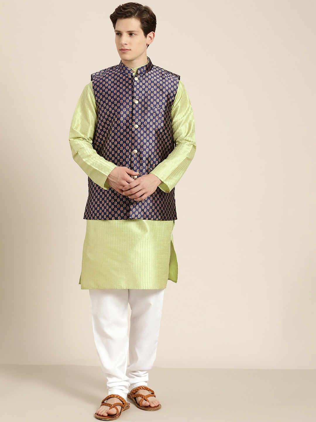 

SOJANYA Men Green & Beige Striped Thread Work Straight Kurta Churidar Nehru Jacket