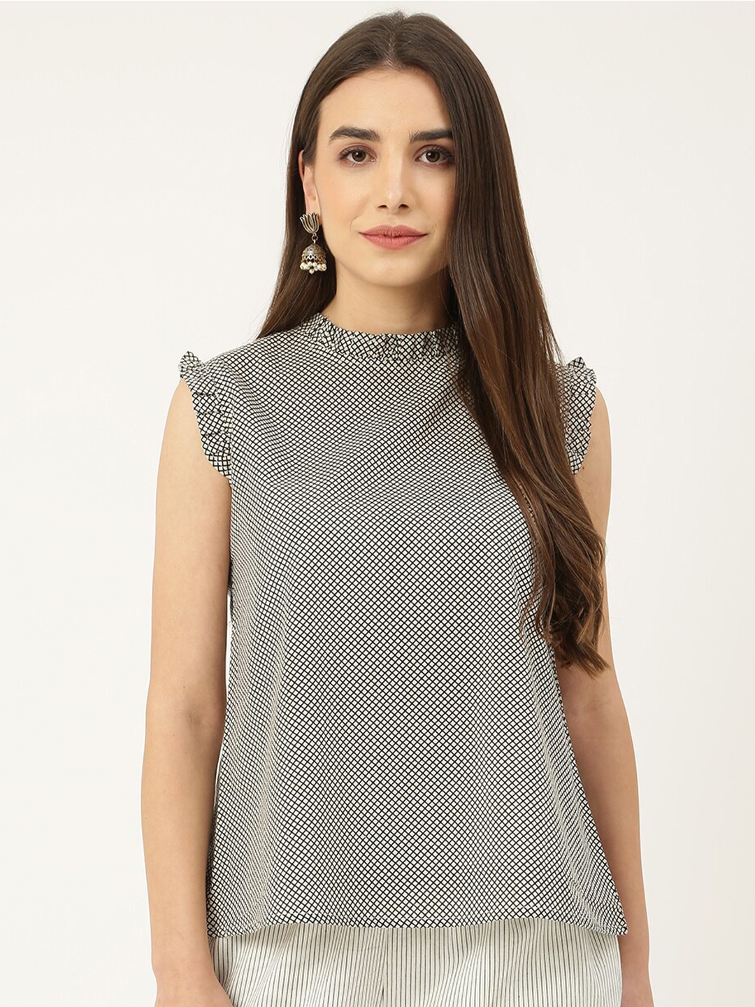 

DECKEDUP White & Black Flutter Sleeves Pure Cotton Print Top