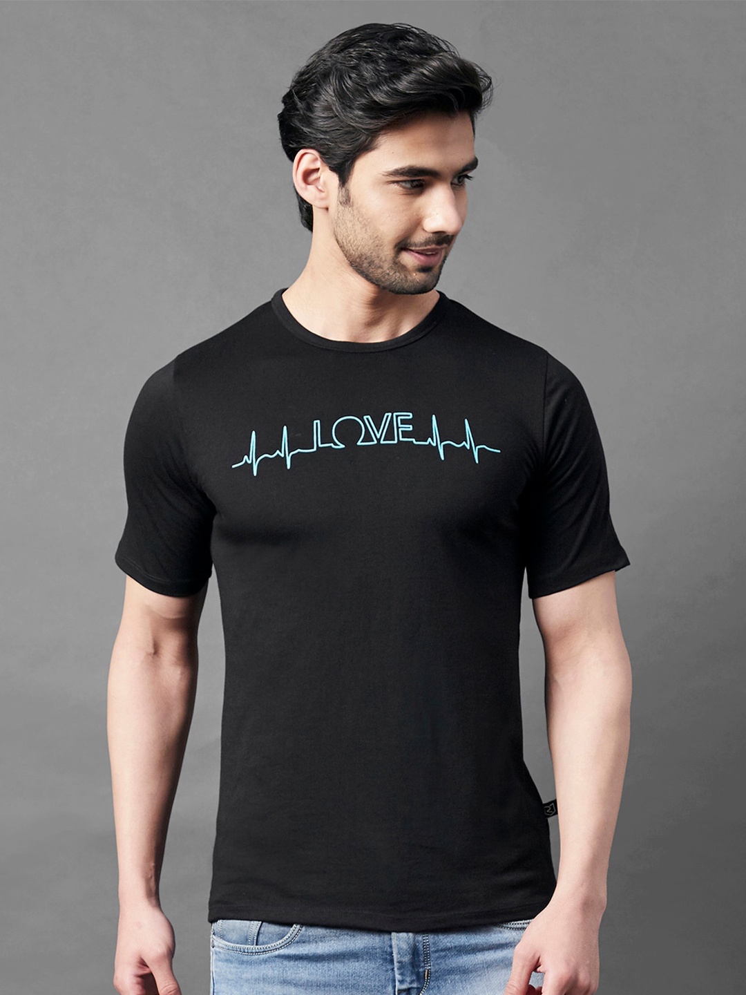 

Rigo Men Typography Printed Slim Fit T-shirt, Black