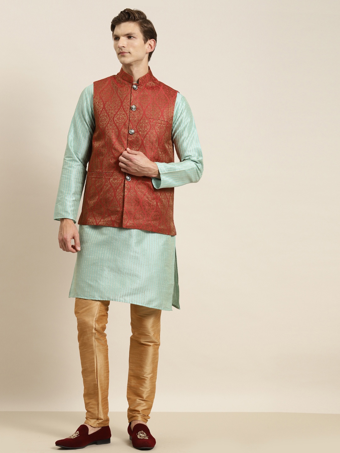 

SOJANYA Men Sea Green & Rust Red Kurta with Churidar & Nehru Jacket