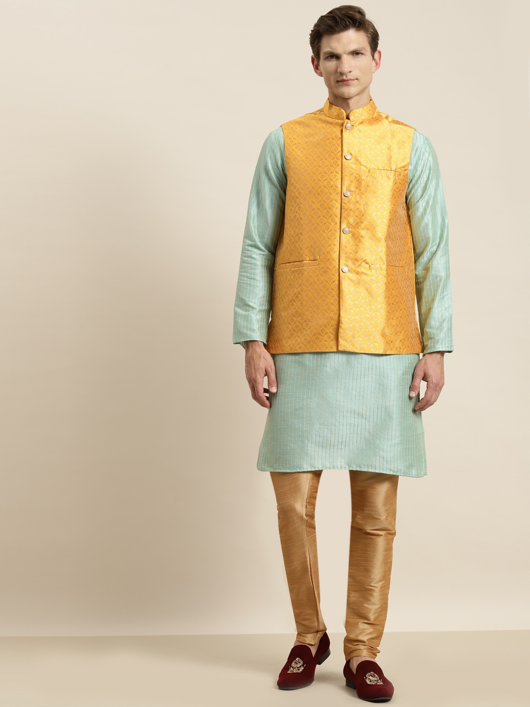 

SOJANYA Men Sea Green Striped Kurta with Churidar & Nehru Jacket