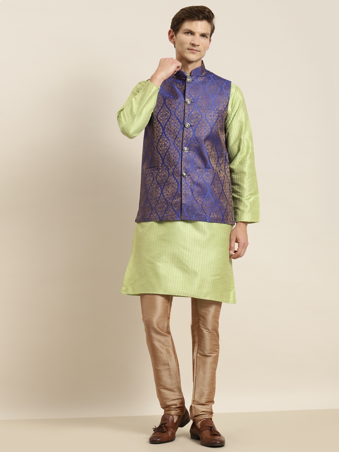 

SOJANYA Men Lime Green Striped Kurta with Churidar & Nehru Jacket