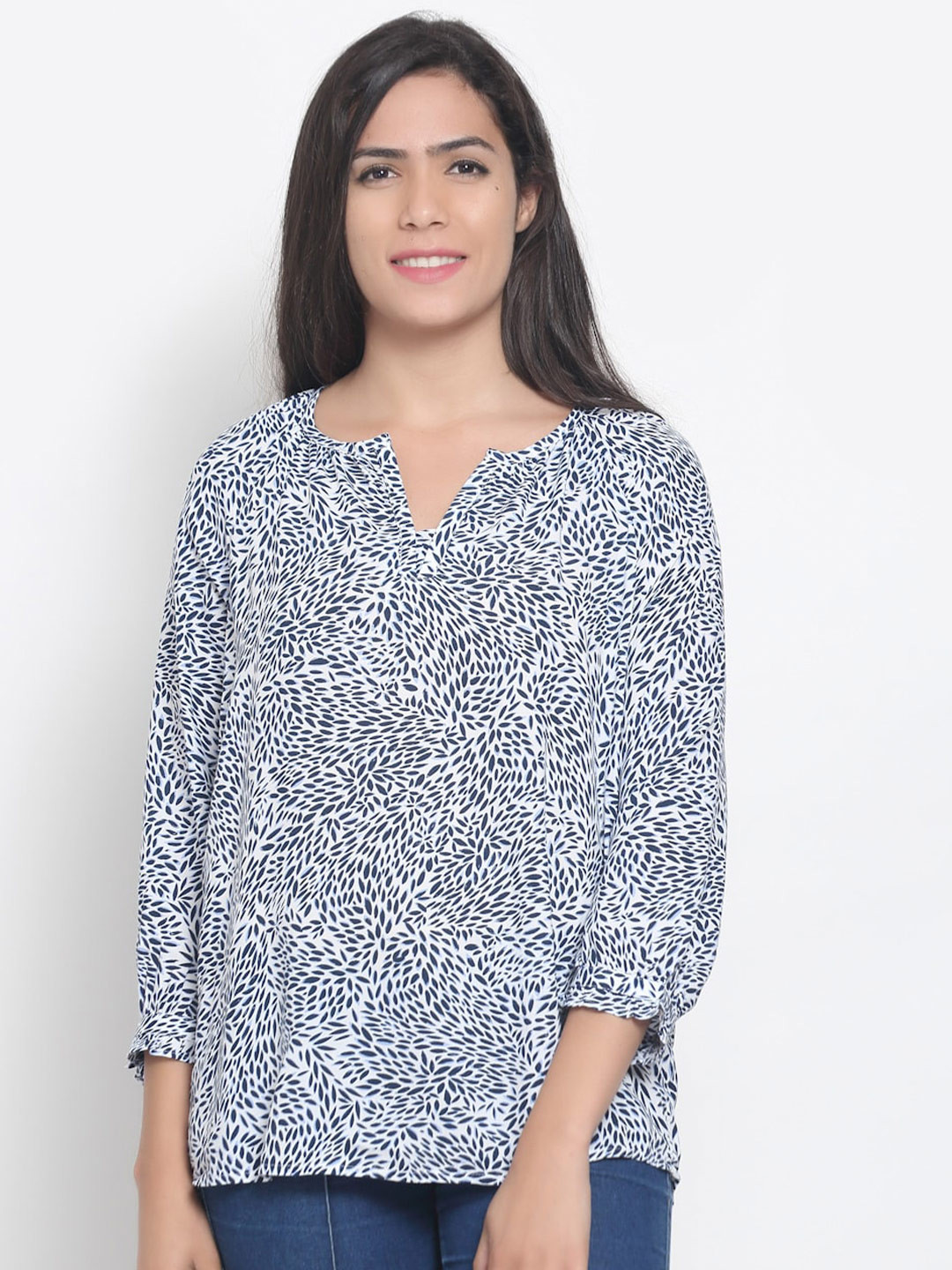 

NoBarr Blue & White Animal Print Top