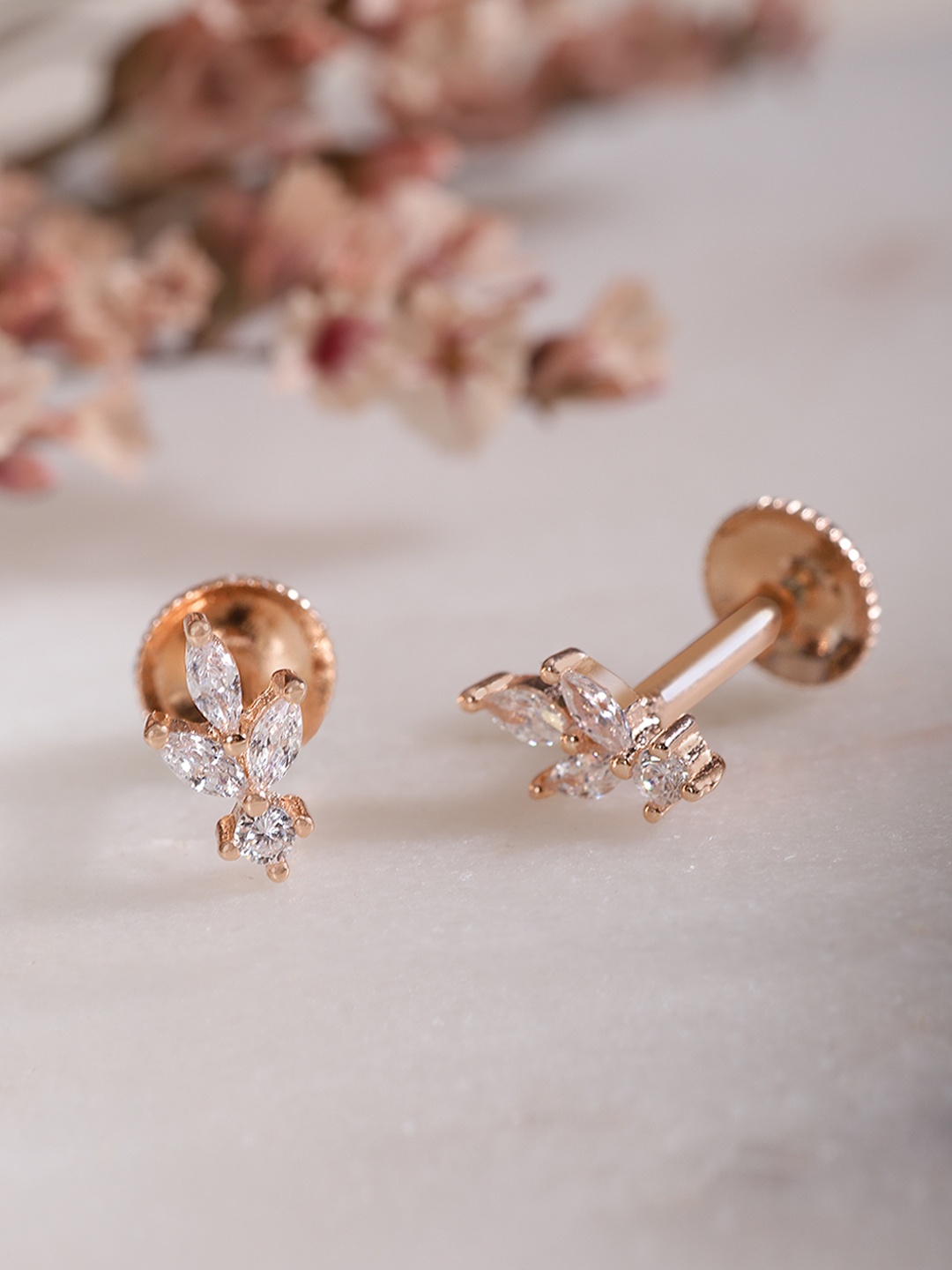 

Zavya Rose Gold 925 Sterling Silver Leaf Shaped Studs