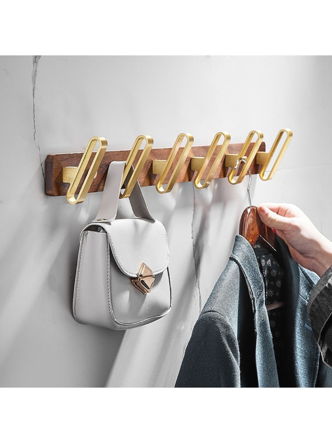 

MANTARA Gold-Toned Brass Hooks