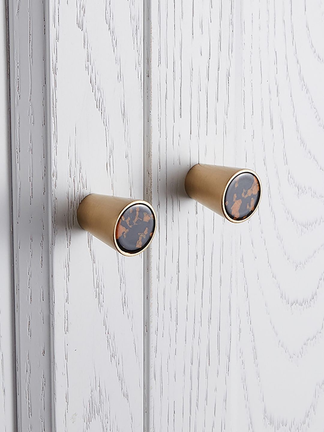 

MANTARA Orange & Gold-Toned Solid Brass Door Knob