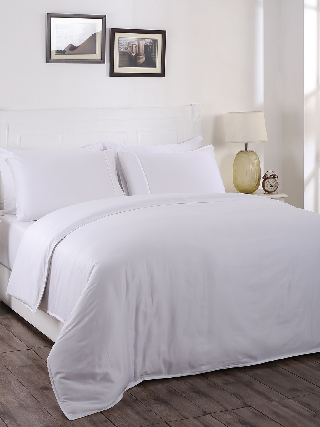 

MASPAR White Solid 300 TC Pure Cotton Double Bedding Set With 2 Pillow Covers