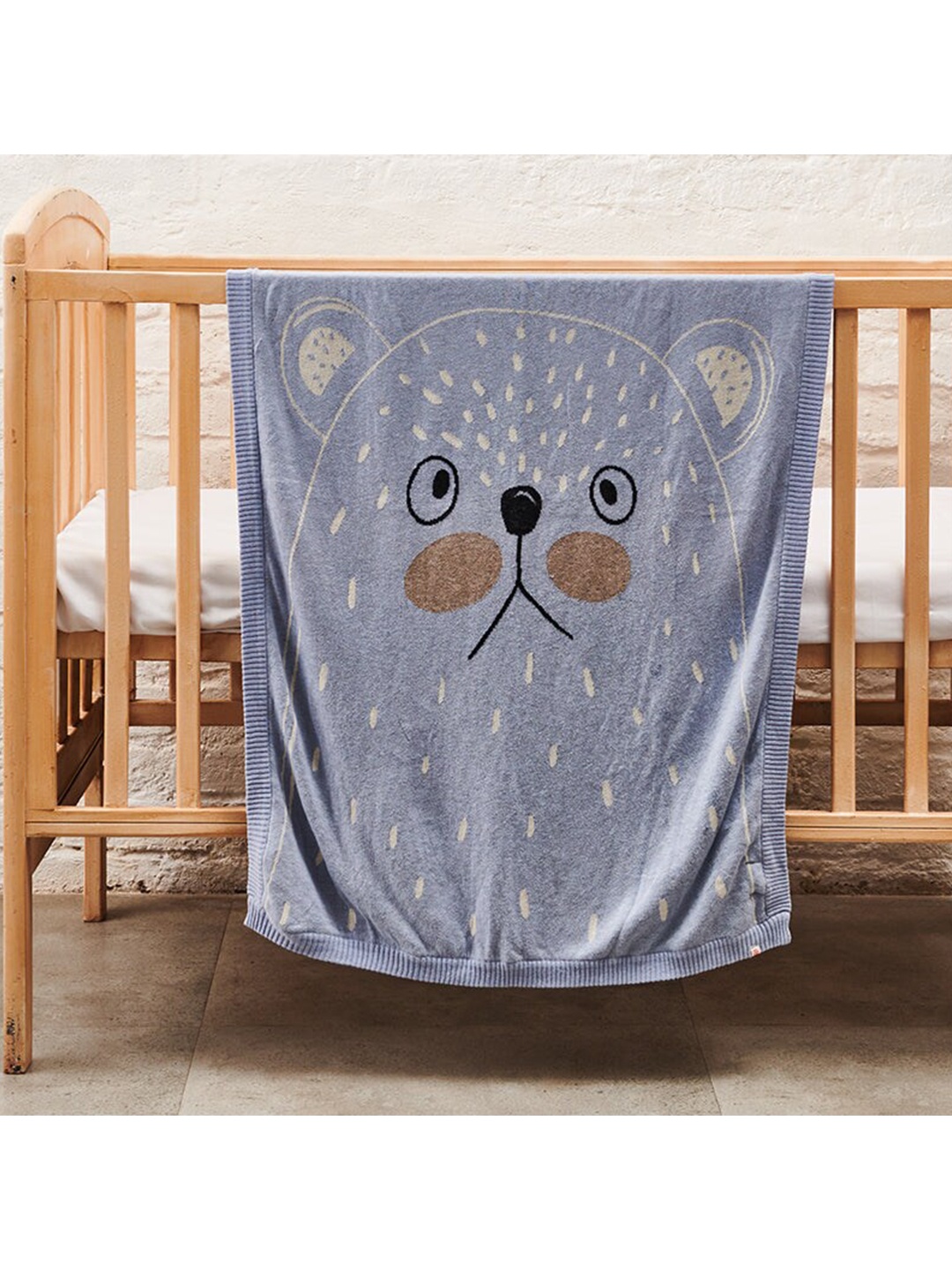 

GREENDIGO Grey & White Cartoon Characters AC Room 400 GSM Single Bed Blanket