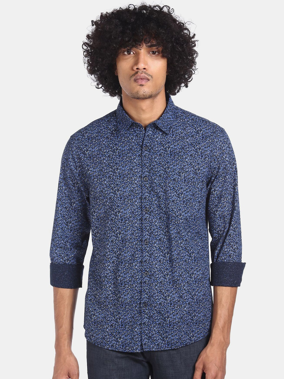

Ruggers Men Blue Printed Casual Shirt