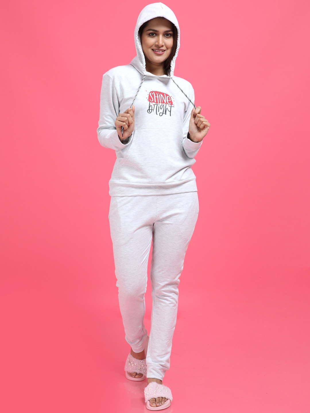 

9shines Label Women Grey Melange Printed Hooded Pure Cotton Night Suit