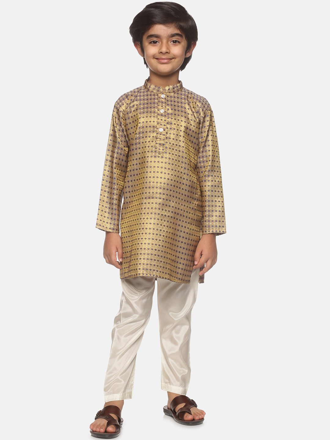 

Sethukrishna Boys Gold-Toned Ethnic Motifs Kurta with Pyjamas