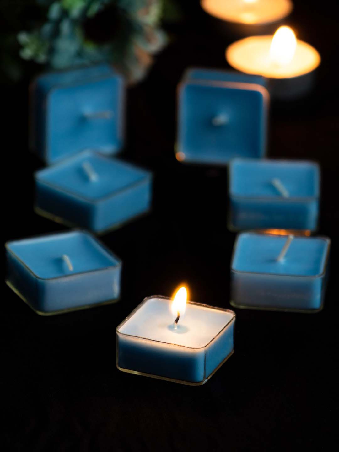 

MARKET99 Multicoloured Set of 7 Square Fragrant Candles, Multi