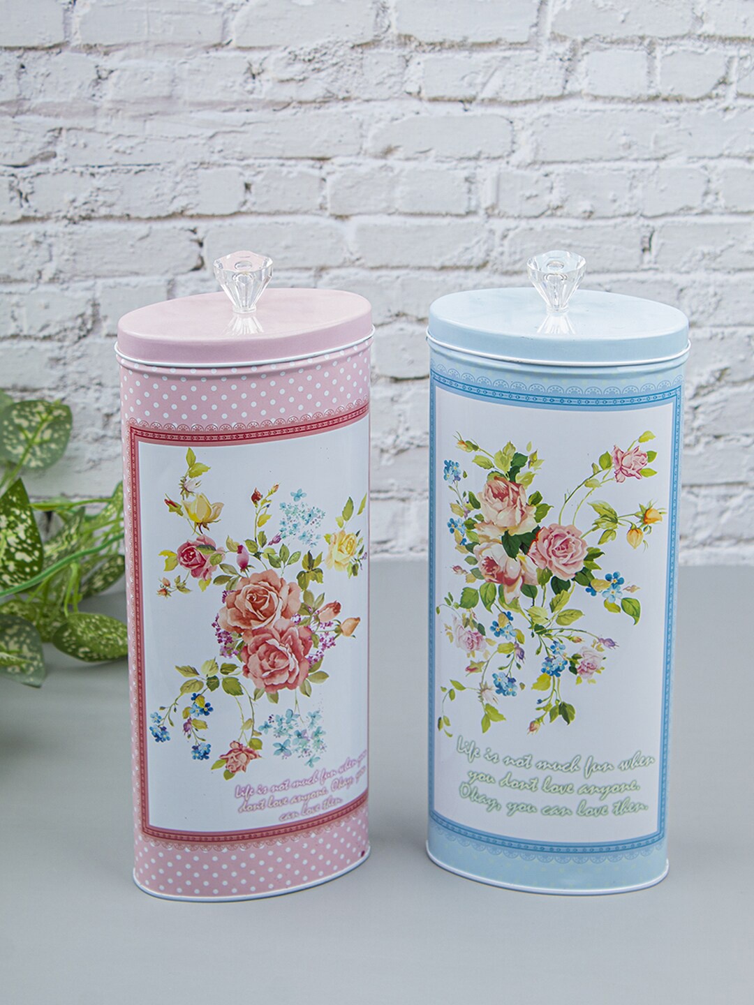 

MARKET99 Set Of 2 Assorted Tin Boxes