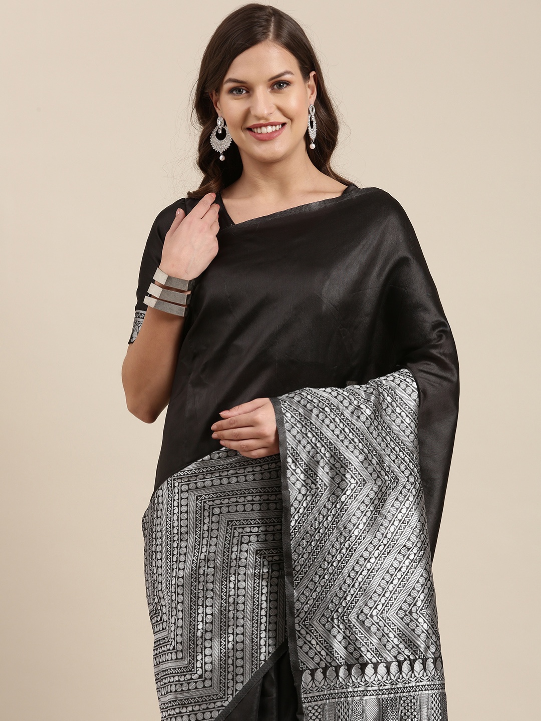 

DIVASTRI Black & Silver Ethnic Motifs Art Silk Banarasi Saree