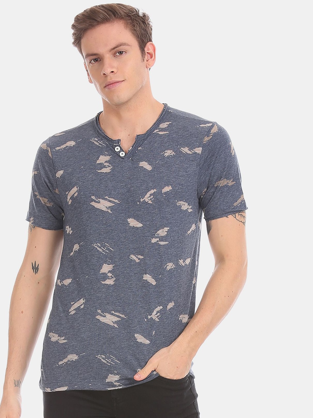 

Cherokee Men Blue Printed Polo Collar T-shirt