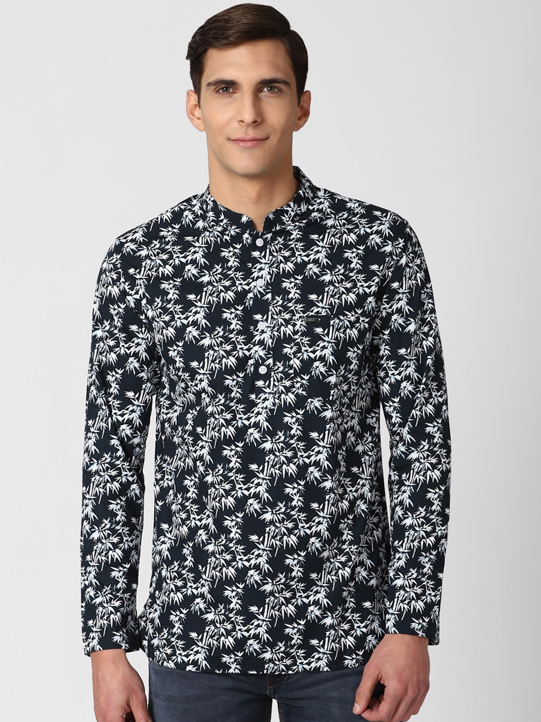 

Peter England Men Navy Blue Printed Pure Cotton Kurta