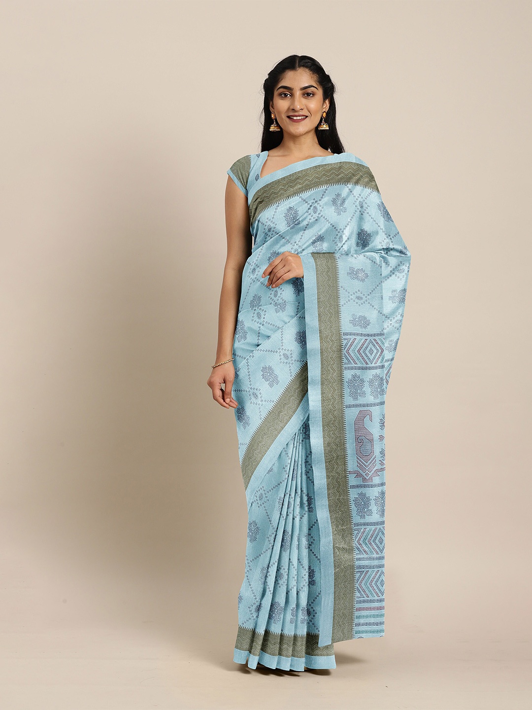 

The Chennai Silks Blue & Gold-Toned Floral Bhagalpuri Saree