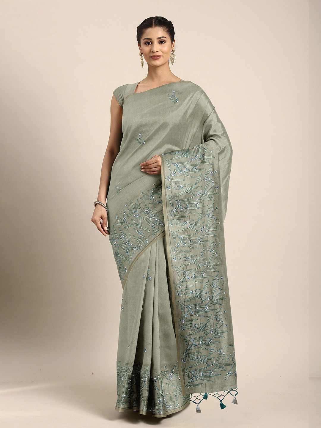 

The Chennai Silks Grey & Blue Floral Bhagalpuri Saree