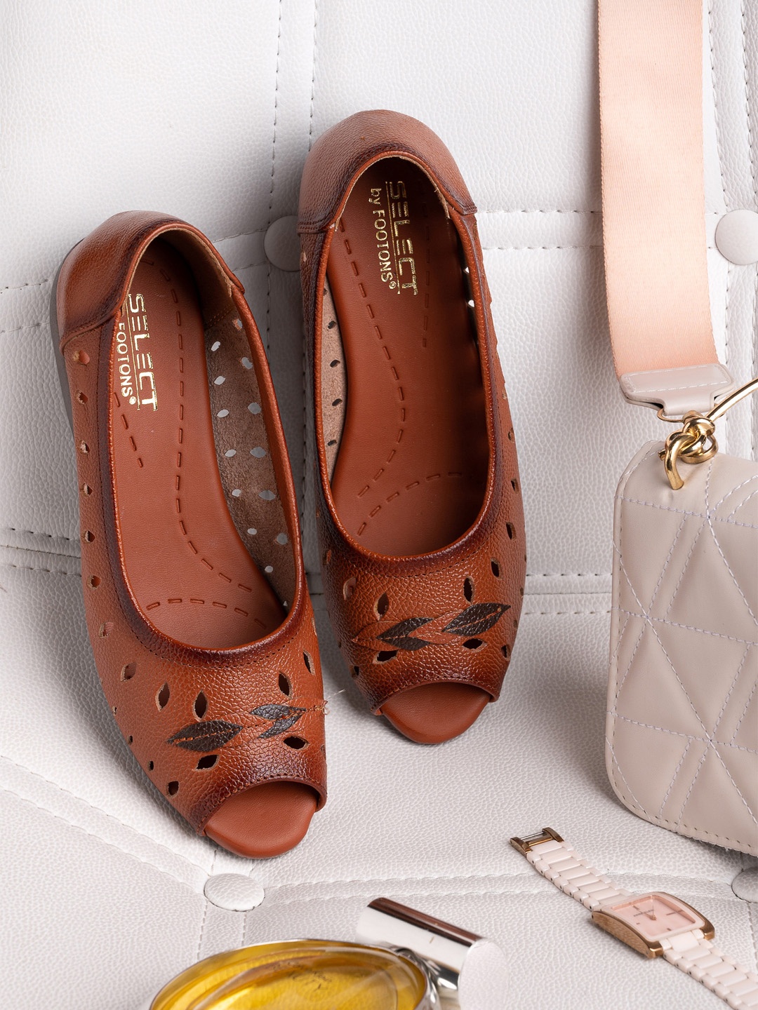 

FOOTONS Women Tan Leather Flatform Shoes
