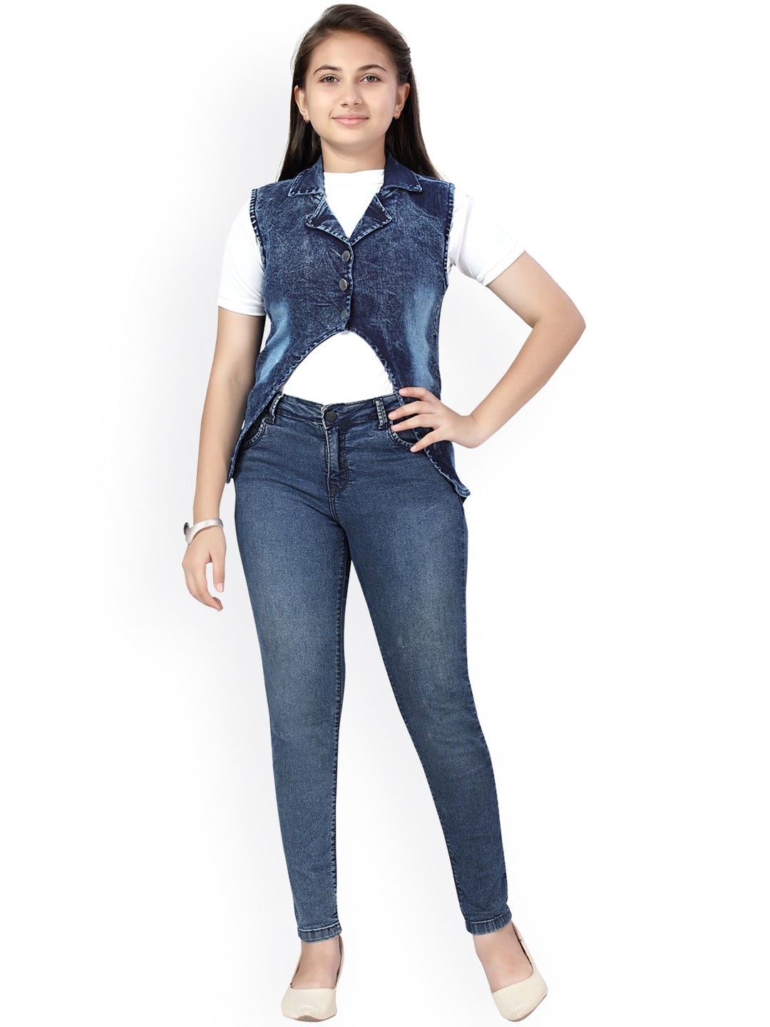 

Aarika Girls Blue Cotton Denim Crop Jacket