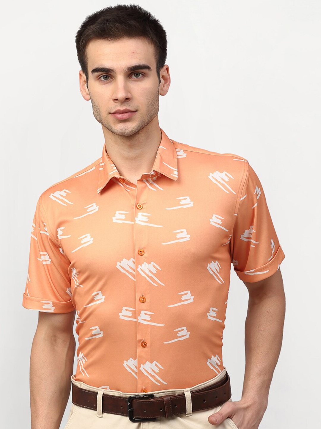 

JAINISH Men Peach-Coloured & White Classic Printed Formal Shirt