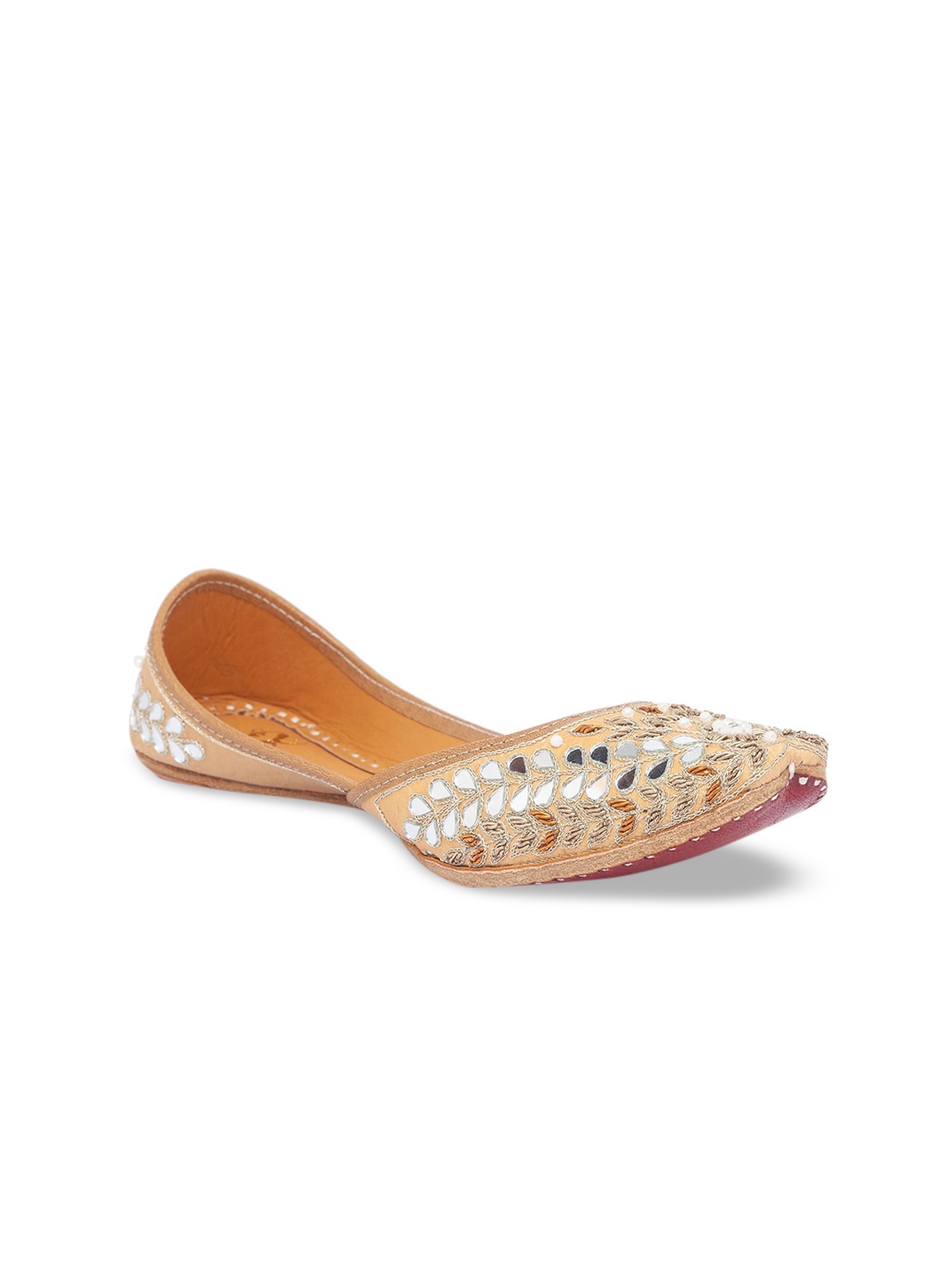 

Sole To Soul Women Gold-Toned Embellished Ethnic Mojaris Flats