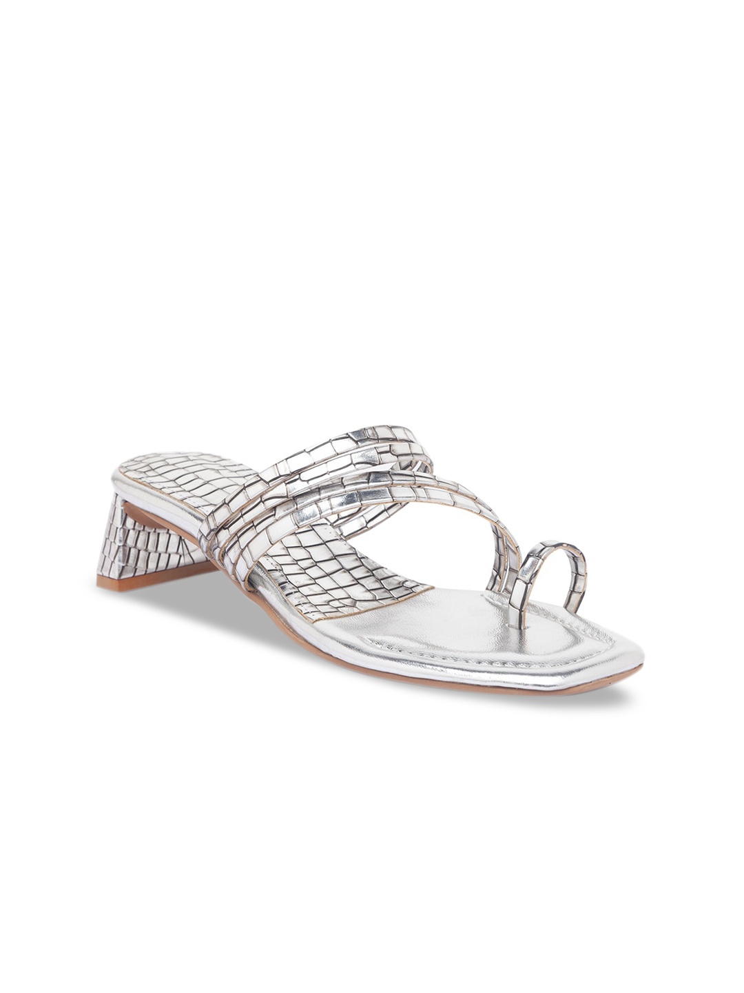 

Sole To Soul Women Silver-Toned Textured Block Heels