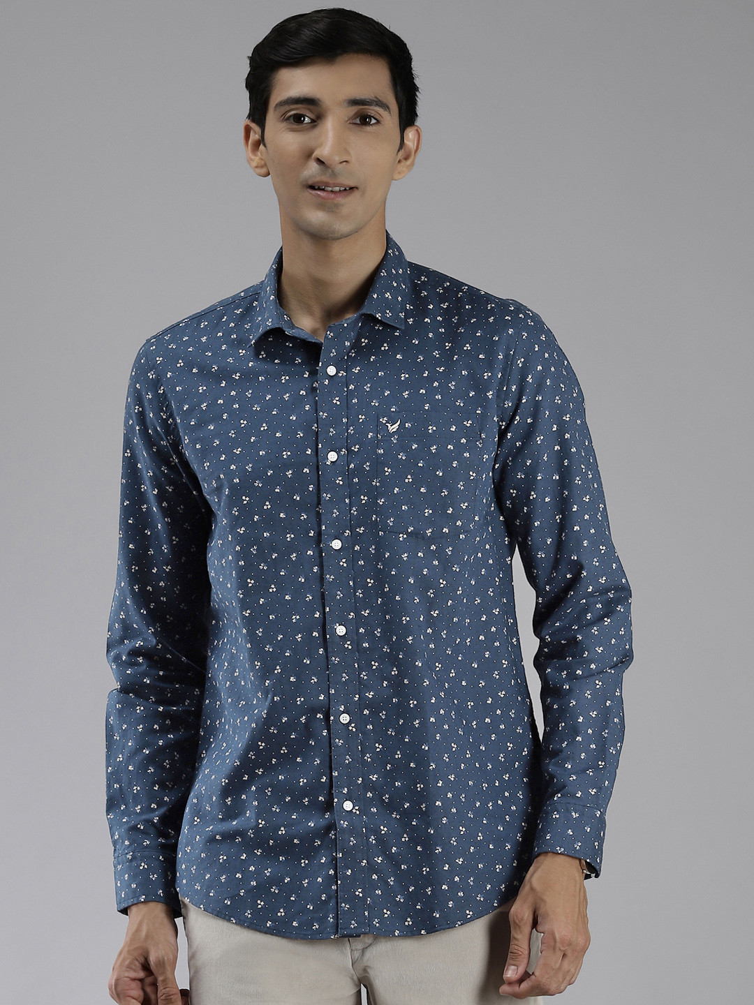 

Blackberrys Men Navy Blue India Slim Fit Floral Printed Casual Shirt
