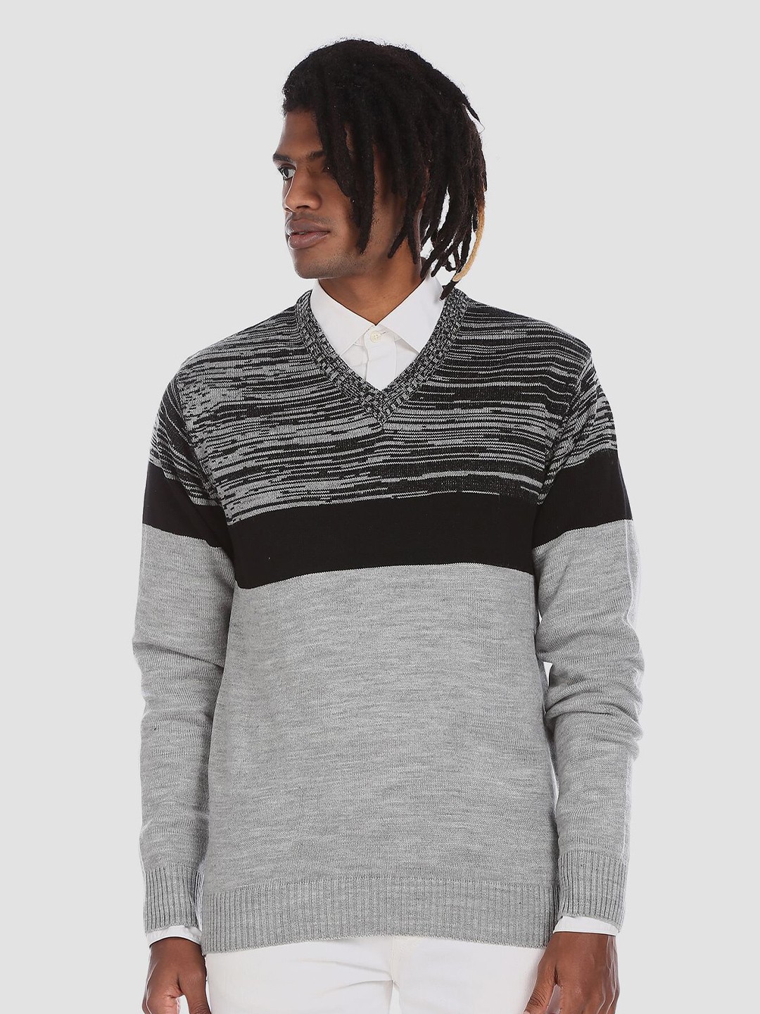

Ruggers Men Grey Colourblocked Acrylic Pullover