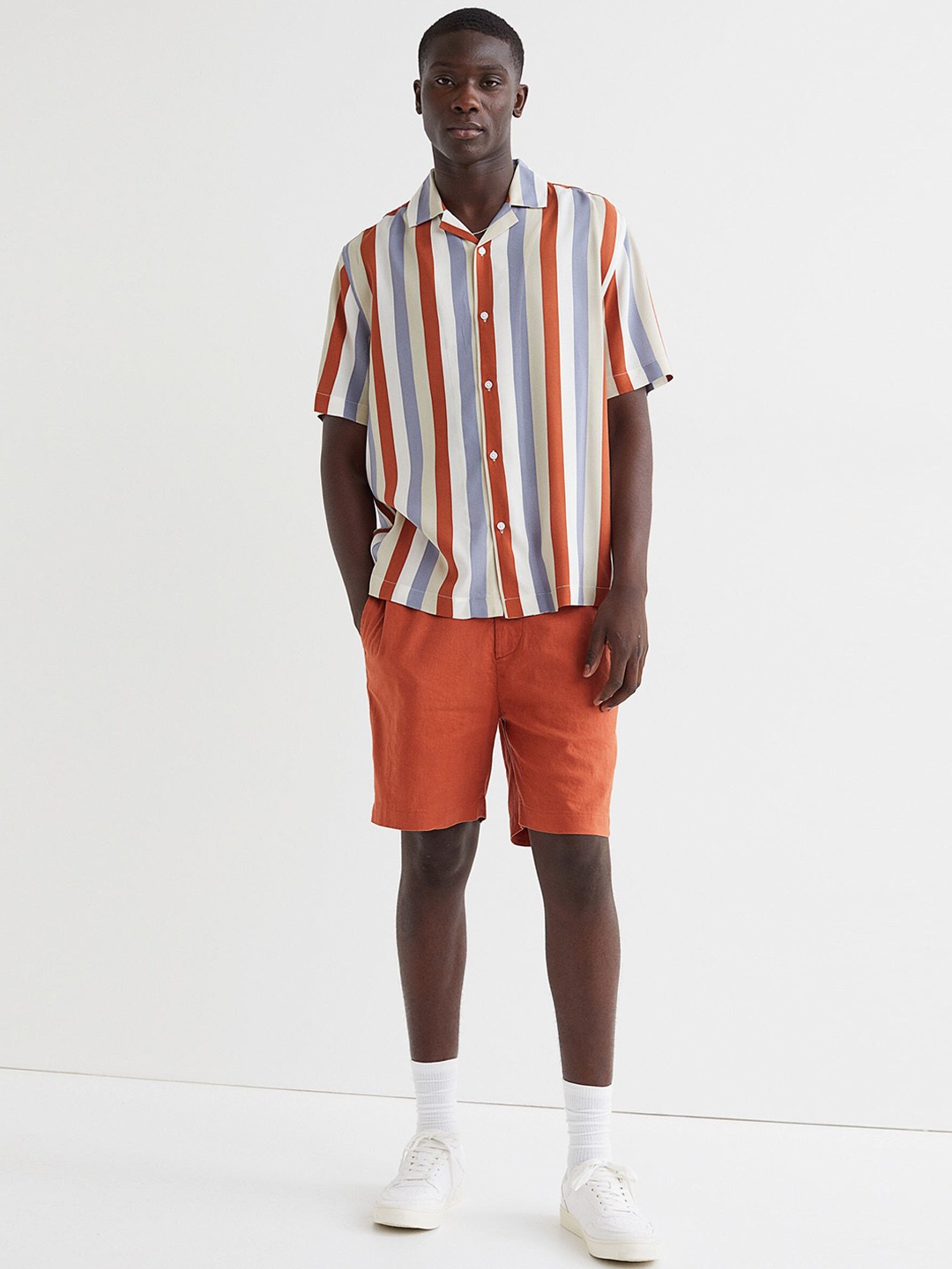 

H&M Men Rust Orange Regular Fit Linen-Blend Shorts