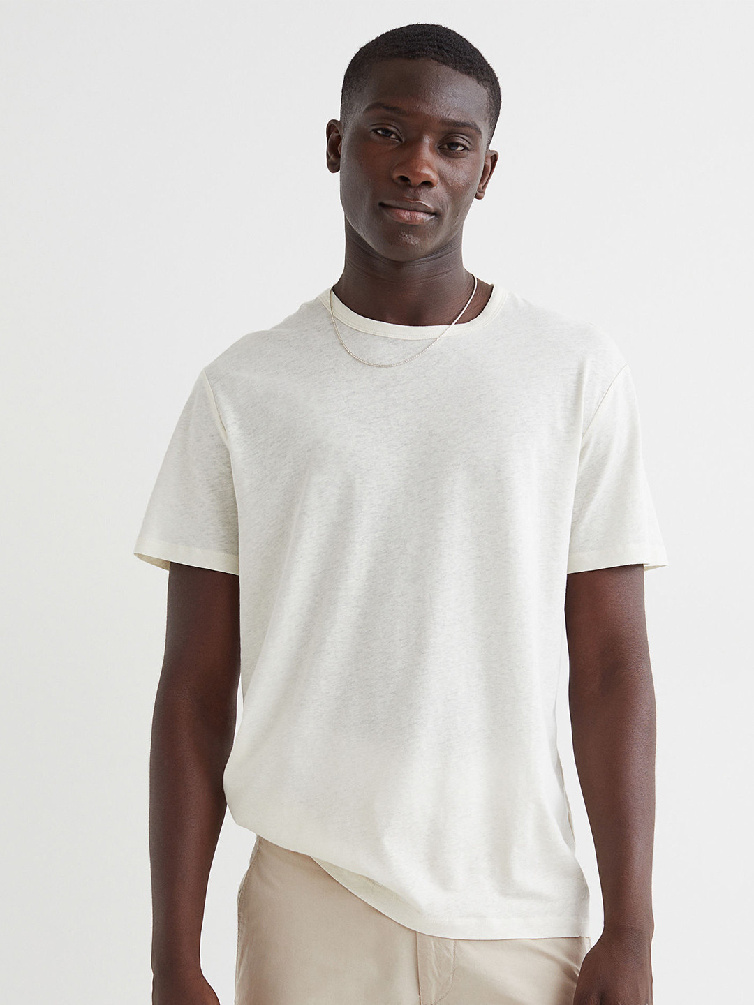 

H&M Men White Regular Fit Linen-Blend T-shirt