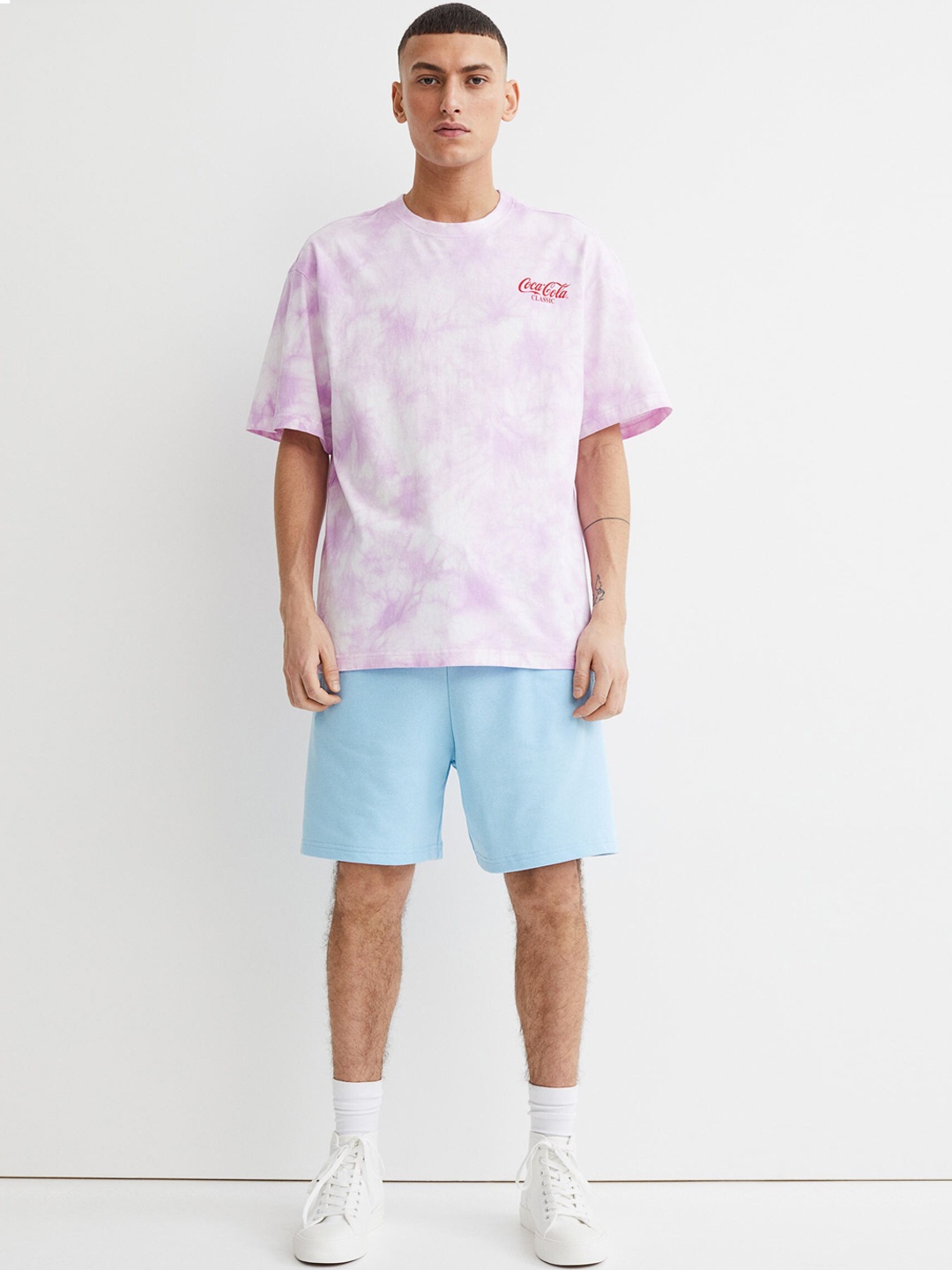 

H&M Men Relaxed Fit Printed sweatshorts, Blue